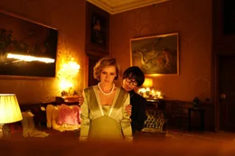 v.li.: Prinzessin Diana (Kristen Stewart), Maggie (Sally Hawkins).