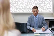 Ringo (Timothy Boldt) wird von Patrizia in intrigante Versuchung gef&uuml;hrt.