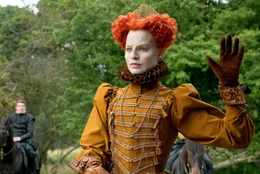 Margot Robbie (Queen Elizabeth I).