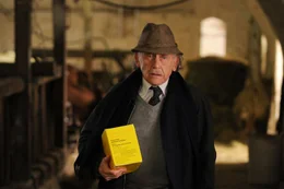 Dr. Kroetz (Tilo Pr&uuml;ckner).