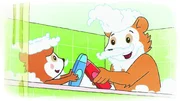 Ob die Wasserschlacht mit Papa wohl in einer Ăśberschwemmung endet?