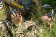 Der Krieg in der Ukraine ist stark von Stellungskämpfen geprägt: Hier können Drohnen extrem nützlich sein, um feindliche Soldaten ausfindig zu machen. Der Krieg in der Ukraine ist stark von Stellungskämpfen geprägt: Hier können Drohnen extrem nützlich sein, um feindliche Soldaten ausfindig zu machen.