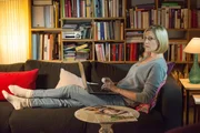 Christine (Julia Stinshoff) hat den Blues: Richard will sich offenbar nicht von seiner Frau trennen, um mit ihr zusammen zu sein. Christine (Julia Stinshoff) hat den Blues: Richard will sich offenbar nicht von seiner Frau trennen, um mit ihr zusammen zu sein.