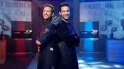 Die beiden Sternek&ouml;che Didi Maier (l.) und Alexander Kumptner (r.) m&uuml;ssen aus rund 500 Kandidatinnen und Kandidaten ihre Teams w&auml;hlen, mit denen sie in einen mehrw&ouml;chigen Wettstreit gehen, der selbst Profis alles abverlangt ...