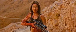 Jennifer (Matilda Lutz) will nur eines. Grausame Rache an ihren Peinigern &uuml;ben. Dabei greift die blutdurstige &Uuml;berlebensk&uuml;nstlerin auf alles zur&uuml;ck, au&szlig;er Mitleid.