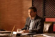 Dopesick Staffel 1 Folge 2 Will den Erfolg um jeden Preis: Michael Stuhlbarg als Richard Sackler Dopesick Staffel 1 Folge 2 Will den Erfolg um jeden Preis: Michael Stuhlbarg als Richard Sackler
