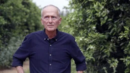 Omri Cnaan (Kohn), der Sohn von Joseph Kohn, im Kibbuz Gan Shmuel.