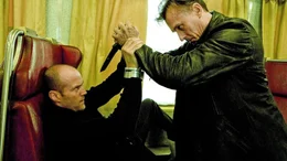 Frank Martin (Jason Statham, li.) bekommt es mit Jonas Johnson (Robert Knepper) zu tun..