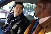 Jake Peralta (Andy Samberg, l.); Terry Jeffords (Terry Crews)