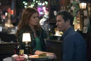 Hat Lauras (Debra Messing, l.) ehemaliger Verlobter Dr. Andrew Devlin (Eric McCormack, r.) etwas mit dem Mord zu tun, den sie gerade bearbeitet?