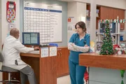 David Alan Grier als Ron und Allison Tolman als Alex David Alan Grier als Ron und Allison Tolman als Alex