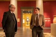 Dopesick Staffel 1 Folge 4 Teufel getarnt als Philanthropen: Lawrence als Raymond Sackler, Michael Stuhlbarg als Richard Sackler Dopesick Staffel 1 Folge 4 Teufel getarnt als Philanthropen: Lawrence als Raymond Sackler, Michael Stuhlbarg als Richard Sackler