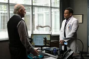 L-R: Dr. Aaron Glassman (Richard Schiff) and Dr. Marcus Andrews (Hill Harper) L-R: Dr. Aaron Glassman (Richard Schiff) and Dr. Marcus Andrews (Hill Harper)