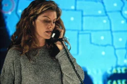 Dr. Roberta "Robby" Keough (Rene Russo)