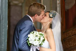 Max Hauser (Matthias Zera), Bianca (Federica Sabatini).