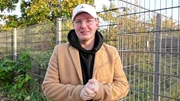 Jonas kämpft vor seiner Theorieprüfung mit der Nervosität; Jonas kämpft vor seiner Theorieprüfung mit der Nervosität Jonas kämpft vor seiner Theorieprüfung mit der Nervosität; Jonas kämpft vor seiner Theorieprüfung mit der Nervosität