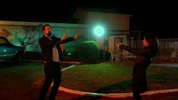 Ray (Nicolas Cage) und Maggie (Robin Tunney) sind am Boden zerst&ouml;rt, als ihre Tochter bei einem Unfall ums Leben kommt. Sie erwerben ein abgelegenes Hotel in der W&uuml;ste, um sich dort eine neue Existenz aufzubauen. Doch seltsame Dinge gehen an dem Ort vor sich, und Ray entdeckt nach und nach, dass sich einst ein bizarrer Mord in dem Hotel ereignete.