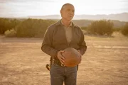 Lt. Joe Leaphorn (Zahn McClarnon)