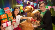 Endlich 18 - "Wissen macht Ah!" wird volljährig! Aber: Psst! Die Party für Lumpi soll eine Überraschung sein. Clari und Ralph bereiten das Geburtstagsfrühstück vor, solange er draußen ist. Schließlich muss auch ein ausgestopfter Hund mal das Beinchen heben. Er wird jeden Moment zurückkommen, da ist gerade noch Zeit, die Geschenke zu stapeln. Wie er wohl darauf reagieren wird? Endlich 18 - "Wissen macht Ah!" wird volljährig! Aber: Psst! Die Party für Lumpi soll eine Überraschung sein. Clari und Ralph bereiten das Geburtstagsfrühstück vor, solange er draußen ist. Schließlich muss auch ein ausgestopfter Hund mal das Beinchen heben. Er wird jeden Moment zurückkommen, da ist gerade noch Zeit, die Geschenke zu stapeln. Wie er wohl darauf reagieren wird?