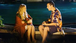 L-R: Lucy Whitmore (Drew Barrymore) and Henry Roth (Adam Sandler)