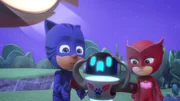 L-R: Catboy (voiced by Jacob Ewaniuk), Owlette (voiced by Addison Holley)