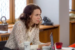 Eigentlich sollte Kate (Bethany Joy Lenz) die perfekte Frau f&uuml;r Kronprinz Sebastian finden. Doch ihre Suche nimmt eine unerwartete Wendung...