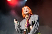 Alli Neumann auf der Bühne während des PULS Open Air Festivals 2023 auf Schloss Kaltenberg. Alli Neumann auf der Bühne während des PULS Open Air Festivals 2023 auf Schloss Kaltenberg.