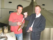 Willi ist in der Brauerei Kulmbach mit dem Braumeister Martin, der ihm erkl&auml;rt, was im Sudhaus passiert.