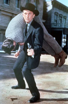 Matt Morgan (Kirk Douglas) ist entschlossen, mit dem letzten Zug und dem M&ouml;rder seiner Frau das St&auml;dtchen Gun Hill zu verlassen.