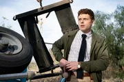 Special Agent Bernard Randolf (Caleb Foote)