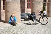 Kathrin Meyer bei der Mittagspause auf der Plassenburg. Kathrin Meyer bei der Mittagspause auf der Plassenburg.