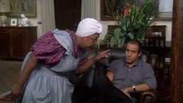 Elia (Adriano Celentano) durchschaut jeden noch so raffinierten Versuch seiner taffen Haush&auml;lterin und einzigen Respektperson Mamie (Edith Peters), ihn endlich unter die Haube zu bringen,