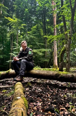 Als F&ouml;rsterin muss Jennifer Kruspe einen Wald schaffen, der Erholung bietet, CO2 aus der Atmosph&auml;re filtert und dazu&nbsp;Holz liefert.