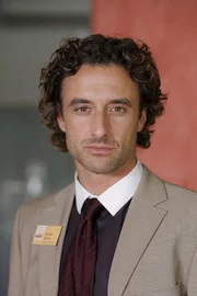 Roland Mertes (Gunther Gillian) Roland Mertes (Gunther Gillian)