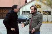 Gregor schw&ouml;rt Rache f&uuml;r Mikes Fehler, der wohl Fannys Unfall verursacht hat. Von links: Mike Preissinger (Harry Blank) und Gregor Brunner (Holger M. Wilhelm).