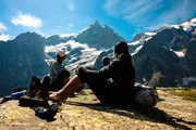 Martin Sieberer, Babsi Vigl und Simon Messner nach ihrer Besteigung auf die Meije Martin Sieberer, Babsi Vigl und Simon Messner nach ihrer Besteigung auf die Meije