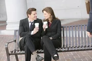 Seeley Booth (David Boreanaz), Dr. Temperance Brennan  (Emily Deschanel)