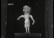 Die Münchner Schauspielerin Elfie Pertramer posiert als Marylin Monroe auf dem Oktoberfest 1960. Die Münchner Schauspielerin Elfie Pertramer posiert als Marylin Monroe auf dem Oktoberfest 1960.