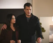 l-r: Bailey Nune (Jenna Dewan), John Nolan (Nathan Fillion) l-r: Bailey Nune (Jenna Dewan), John Nolan (Nathan Fillion)