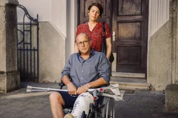 Dr. Justus F&ouml;rster (Heino Ferch) ahnt, dass zwischen ihm und seiner Freundin Anne (Victoria Mayer) die Temperatur sinkt.