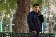 Booth (David Boreanaz) wird von Pelant erpresst: Sollte Booth Brennan heiraten, müssen fünf unschuldige Menschen sterben... Booth (David Boreanaz) wird von Pelant erpresst: Sollte Booth Brennan heiraten, müssen fünf unschuldige Menschen sterben...