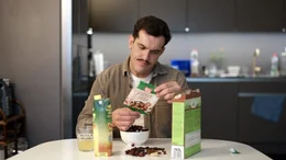 Paul Peraus. Studentenfutter mit vielen Rosinen und wenigen N&uuml;ssen.