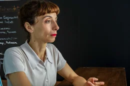 Psychiaterin Dr. Erika Pielach (Ruth Brauer-Kvam).