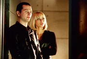Matthew Rhys (Justin Price), Jennifer Sky (Vanessa).