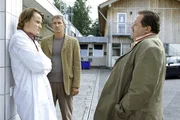 Mit Tobias Sappl (Friedemann Thiele, li.) haben die Cops Hofer (Josef Hannesschläger, re.) und Satori (Markus Böker) eine heiße Spur, denn Sappl ist einschlägig vorbestraft. Mit Tobias Sappl (Friedemann Thiele, li.) haben die Cops Hofer (Josef Hannesschläger, re.) und Satori (Markus Böker) eine heiße Spur, denn Sappl ist einschlägig vorbestraft.