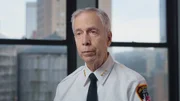 Joseph Pfeifer geh&ouml;rt am 11. September 2001 zu den ersten Einsatzleitern der Feuerwehr von New York am World Trade Center. Der ehemlaige Battalion Chief schildert in der Dokumentation seine Erlebnisse und Entscheidungen w&auml;hrend des Gro&szlig;einsatzes.