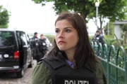 Nina (Katharina Wackernagel)