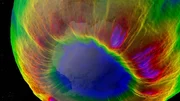 Farbvisualisierung der Atmosphäre: Eine Satellitenaufnahme zeigt die Strömungen und Temperaturunterschiede in der Erdatmosphäre - eindrucksvoll sichtbar gemacht durch farbcodierte Daten. Farbvisualisierung der Atmosphäre: Eine Satellitenaufnahme zeigt die Strömungen und Temperaturunterschiede in der Erdatmosphäre - eindrucksvoll sichtbar gemacht durch farbcodierte Daten.