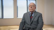 John McLaughlin ist zum Zeitpunkt der Anschl&auml;ge stellvertretender Direktor der CIA. Er ordnet die Erkenntnisse und Aktionen der US-Geheimdienste vor und nach den Terroranschl&auml;gen vom 11. September 2001 ein.