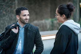 Mo (Hassan Akkouch), Naima (Nilam Farooq).